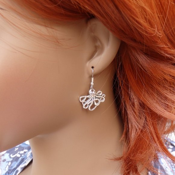 Octopus Earrings or Cuthulu 4055 - Picture 3 of 5